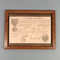 DIPLOME DE LA MEDAILLE DE VERDUN ATTRIBUE U SAPEUR HOUPE HENDI AU 3 ème GENIE EN 1916 BRAS HAUDROMONT DOUAUMONT